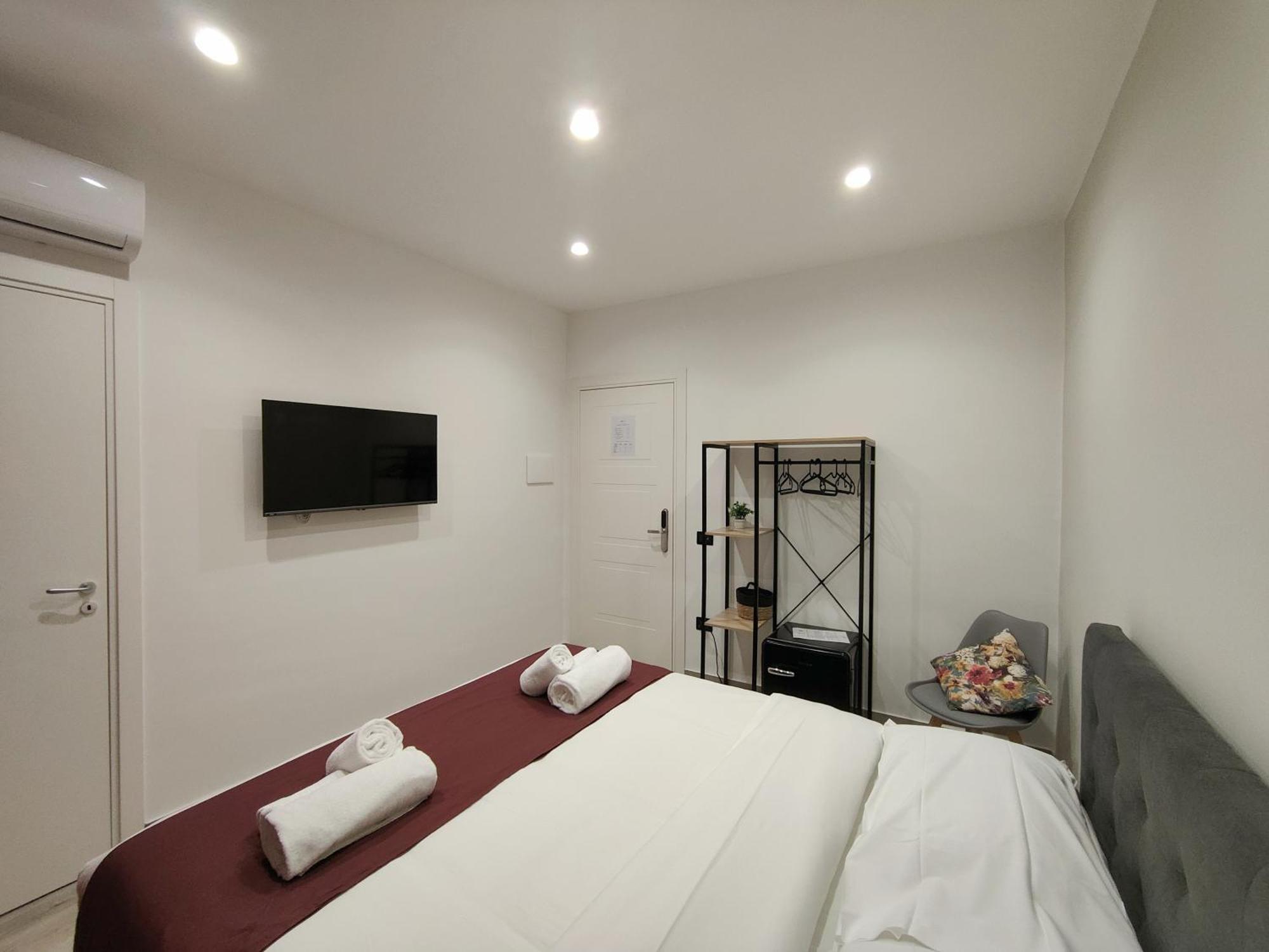 Sweet Rooms San Francesco Naples Exterior photo